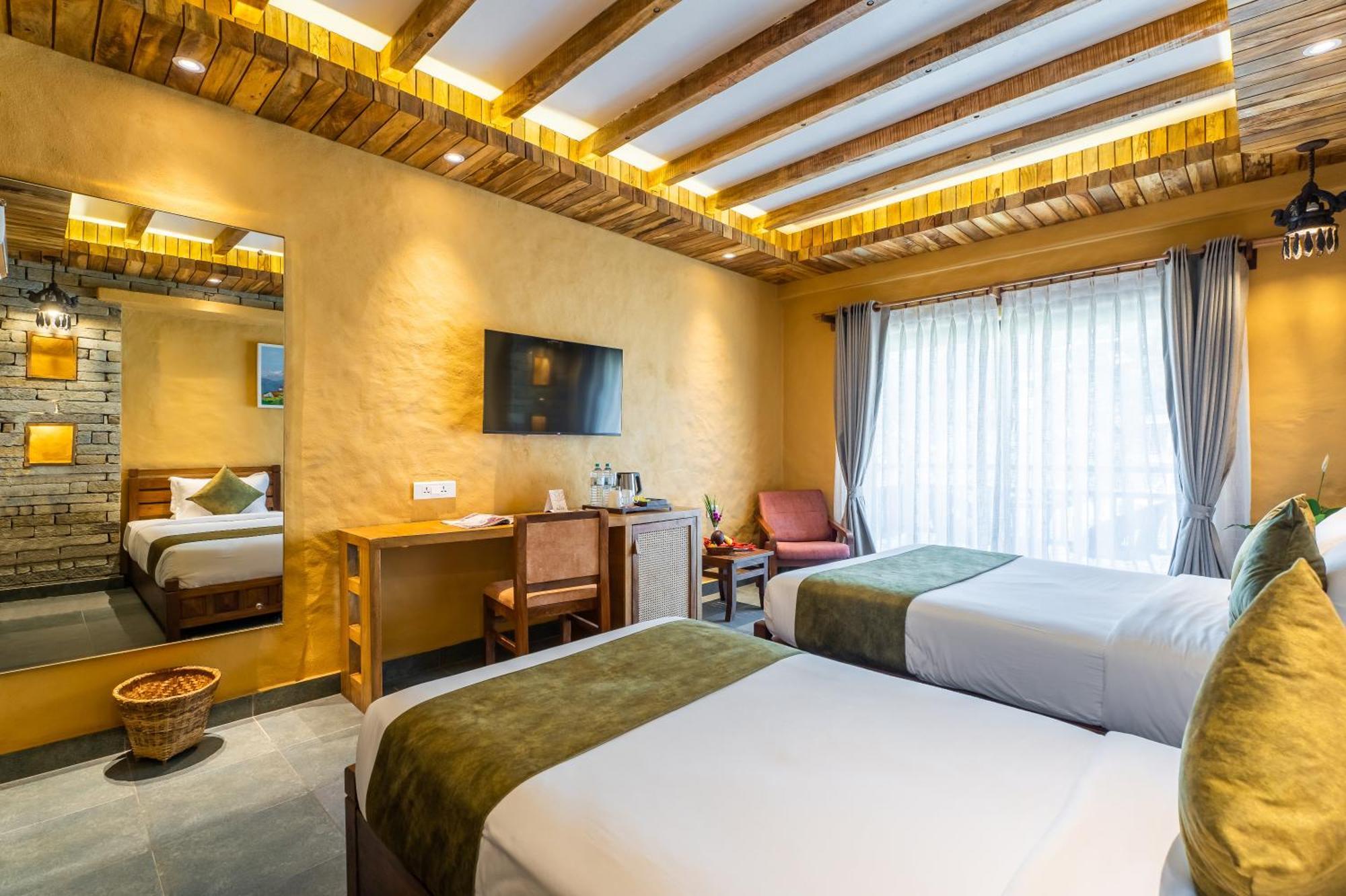 Bar Peepal Resort Pokhara Esterno foto Deluxe Room
