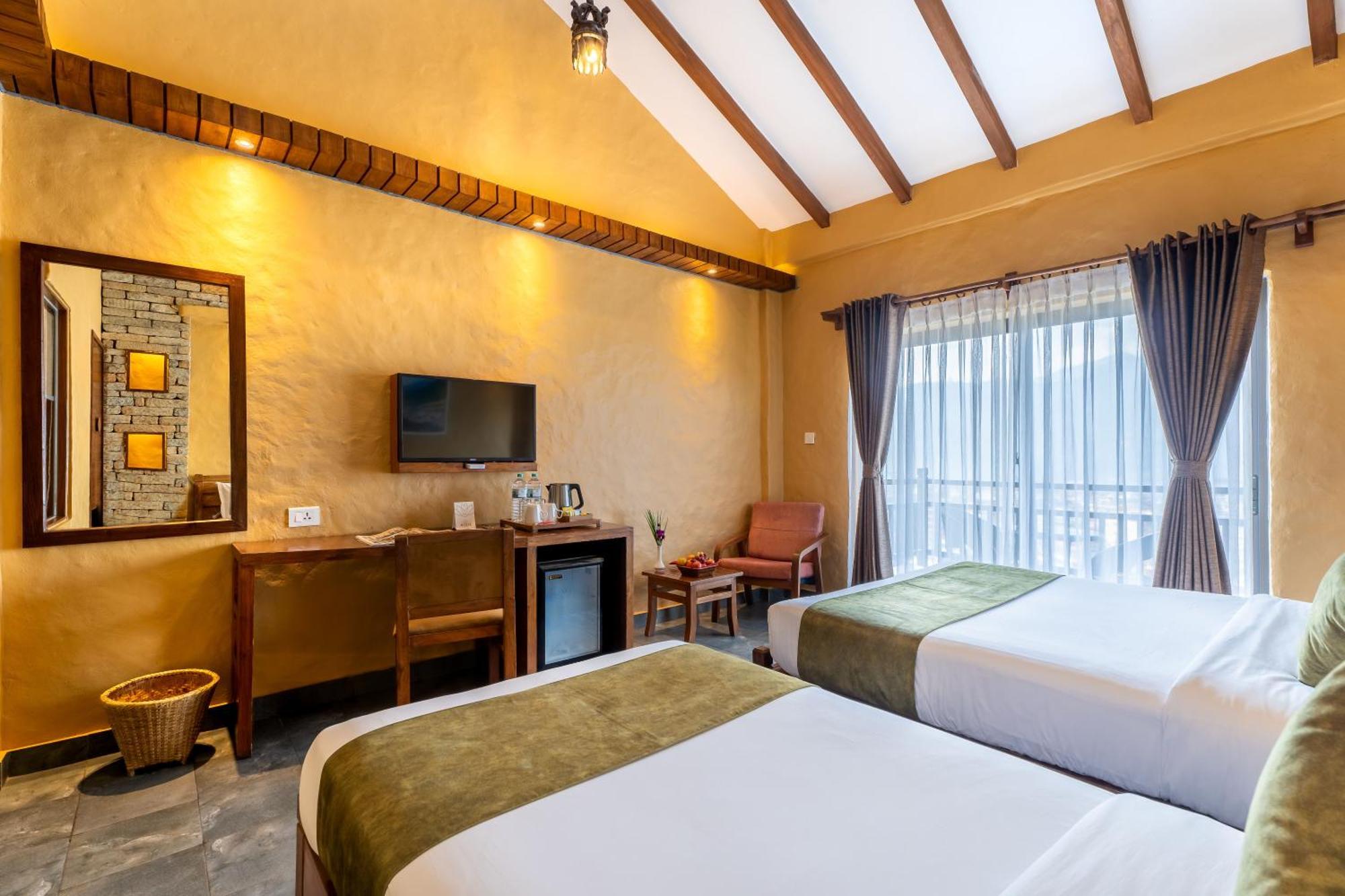 Bar Peepal Resort Pokhara Esterno foto Deluxe Room